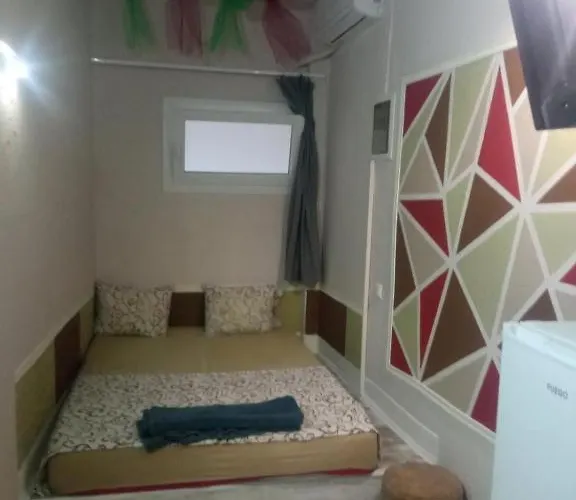 For * סלוניקי